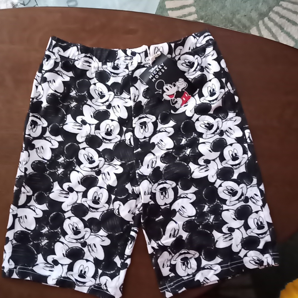 New Disney Mickey Mouse Stretch Biker Athletic Shorts Sz M